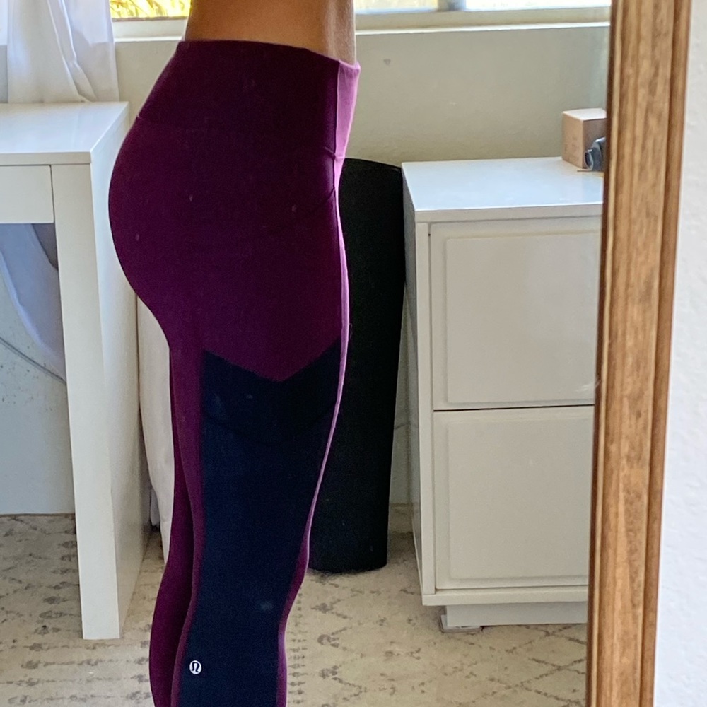 Lululemon purple reversible leggings